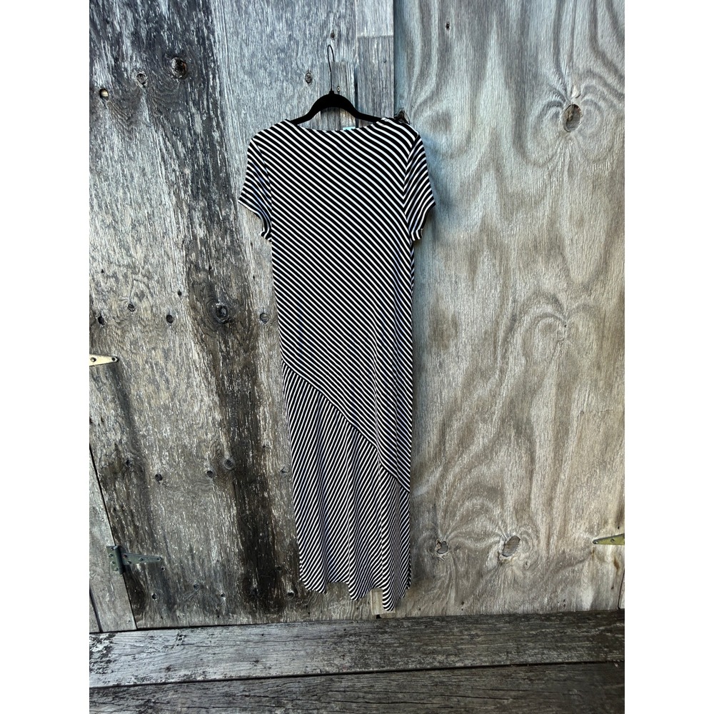 Chicos Travelers Black White Striped Maxi Dress V-Neck Short Sleeve Size 2 L - Picture 4 of 9